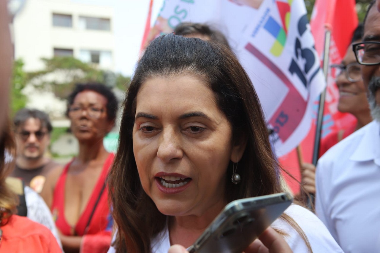 Gleide Andrade, secretária nacional de finanças do PT, participou da agenda de Rogério Correia