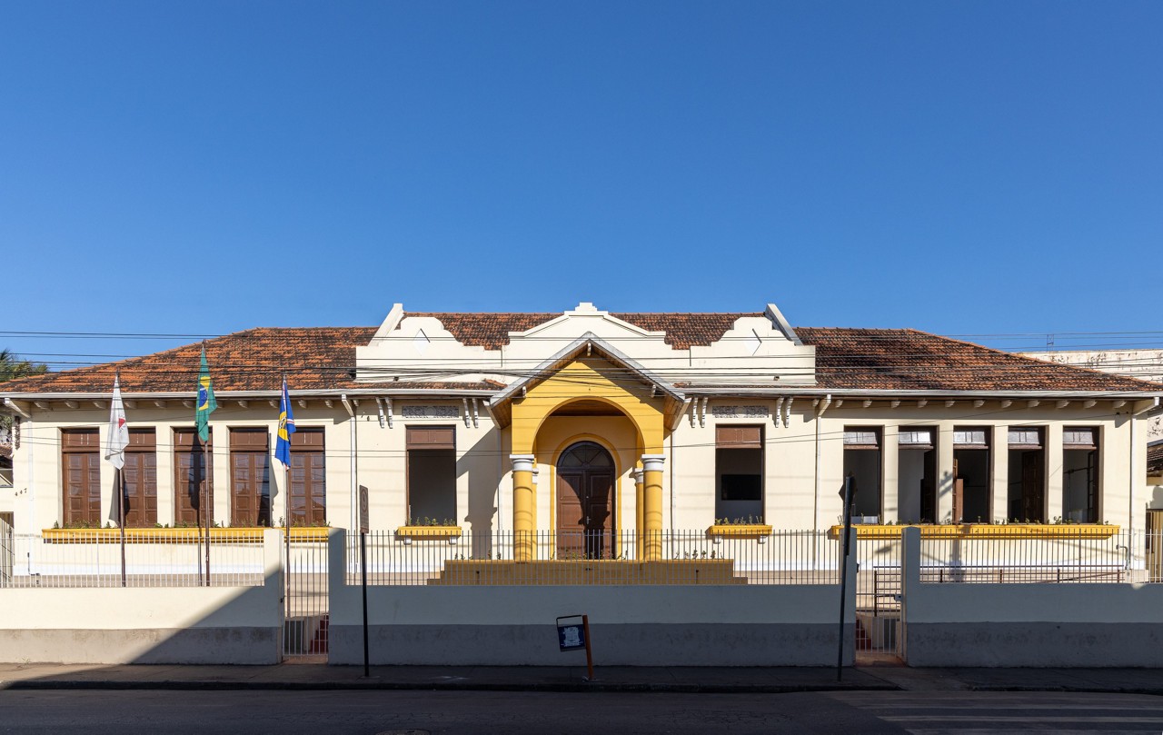 Imóvel que abriga a sede da Prefeitura de Igarapé está na lista de federalização, mas municipalização já avançou na ALMG