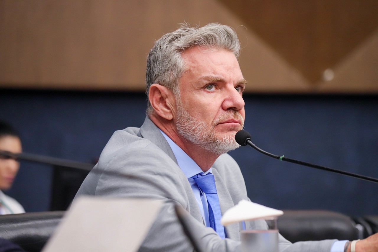 O presidente da Câmara de Belo Horizonte, que anunciou punições para servidores que brigarem com parlamentares