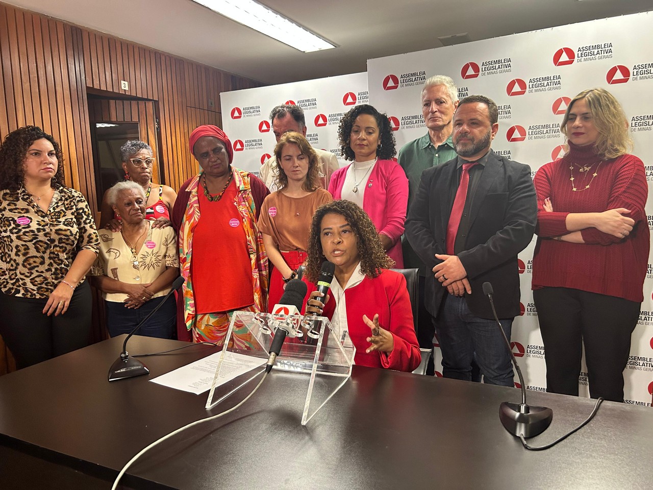 Deputada estadual Leninha (PT) reúne apoiadores em lançamento de sua candidatura ao comando do PT-MG