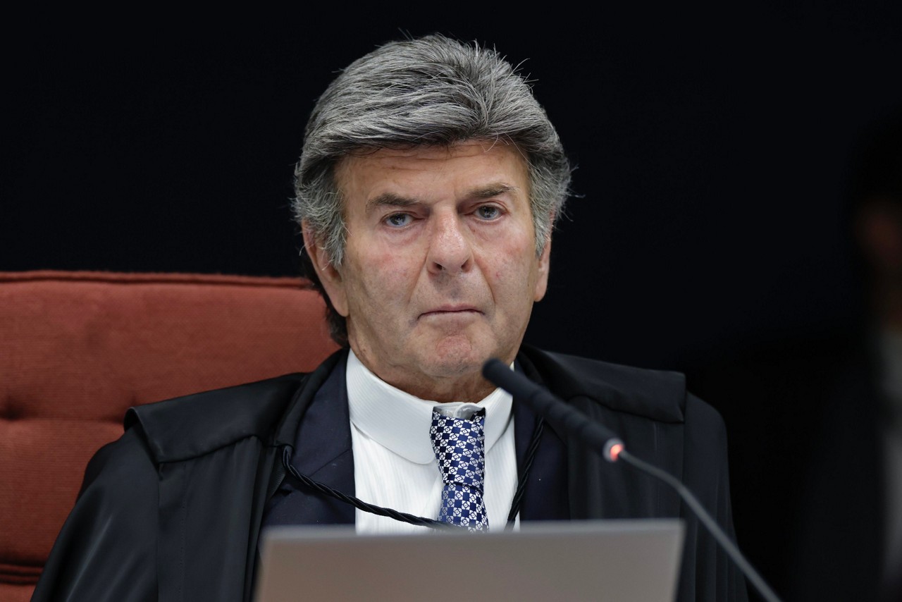 O ministro Luiz Fux foi o terceiro membro da Primeira Turma a votar pela abertura de ação penal contra o ex-presidente Jair Bolsonaro (PL) e outras sete pessoas. 