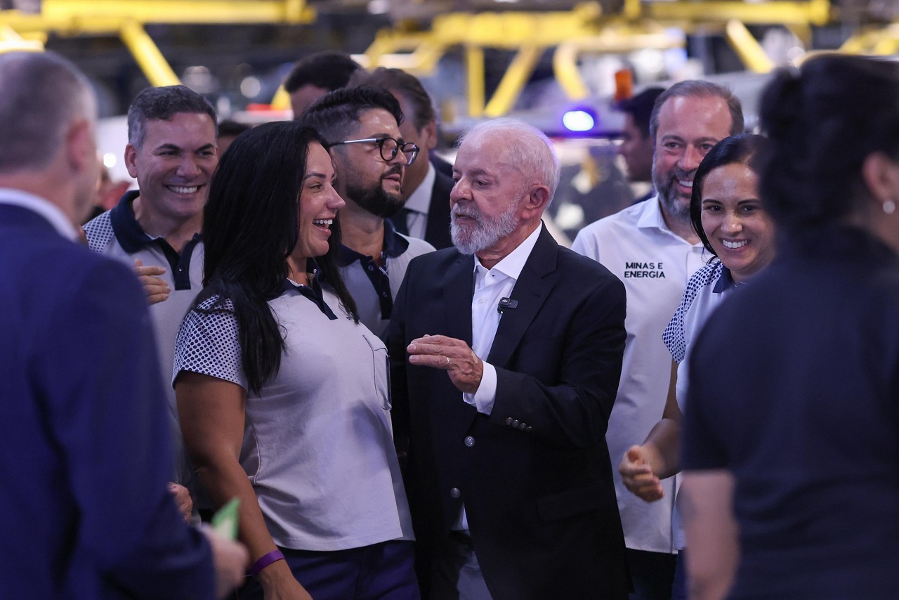 Presidente Lula visita o Polo Automotivo Stellantis de Betim e participa da inauguração do centro de desenvolvimento de produtos de mobilidade 
