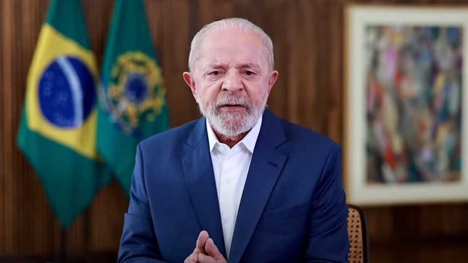 Presidente Lula deu entrevista na manhã desta quarta-feira e comentou sobre vitória de Donald Trump na eleição presidencial dos EUA e disse que espera relação "civilizada"