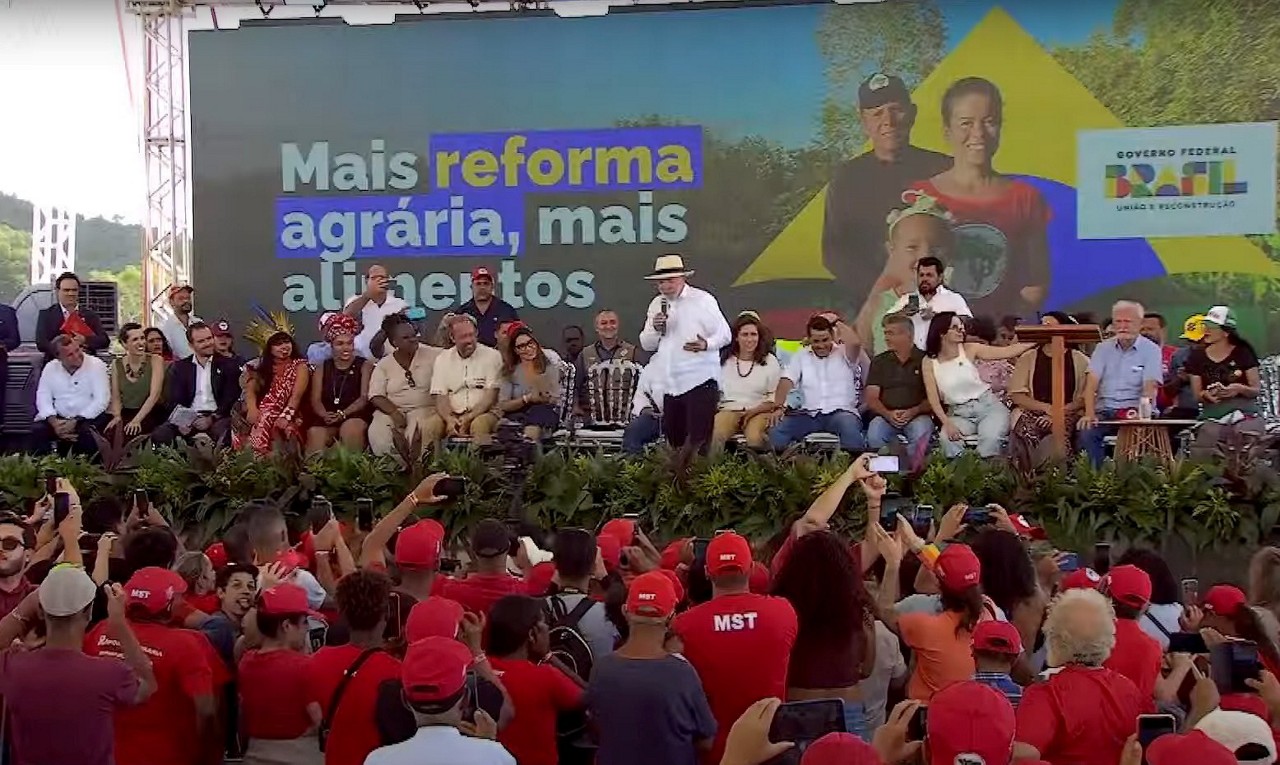 Presidente Lula aproveitou ato para anúncio de medidas do governo para reforma agrária para dizer que sua eleição se deveu à militância e não a grandes empresários