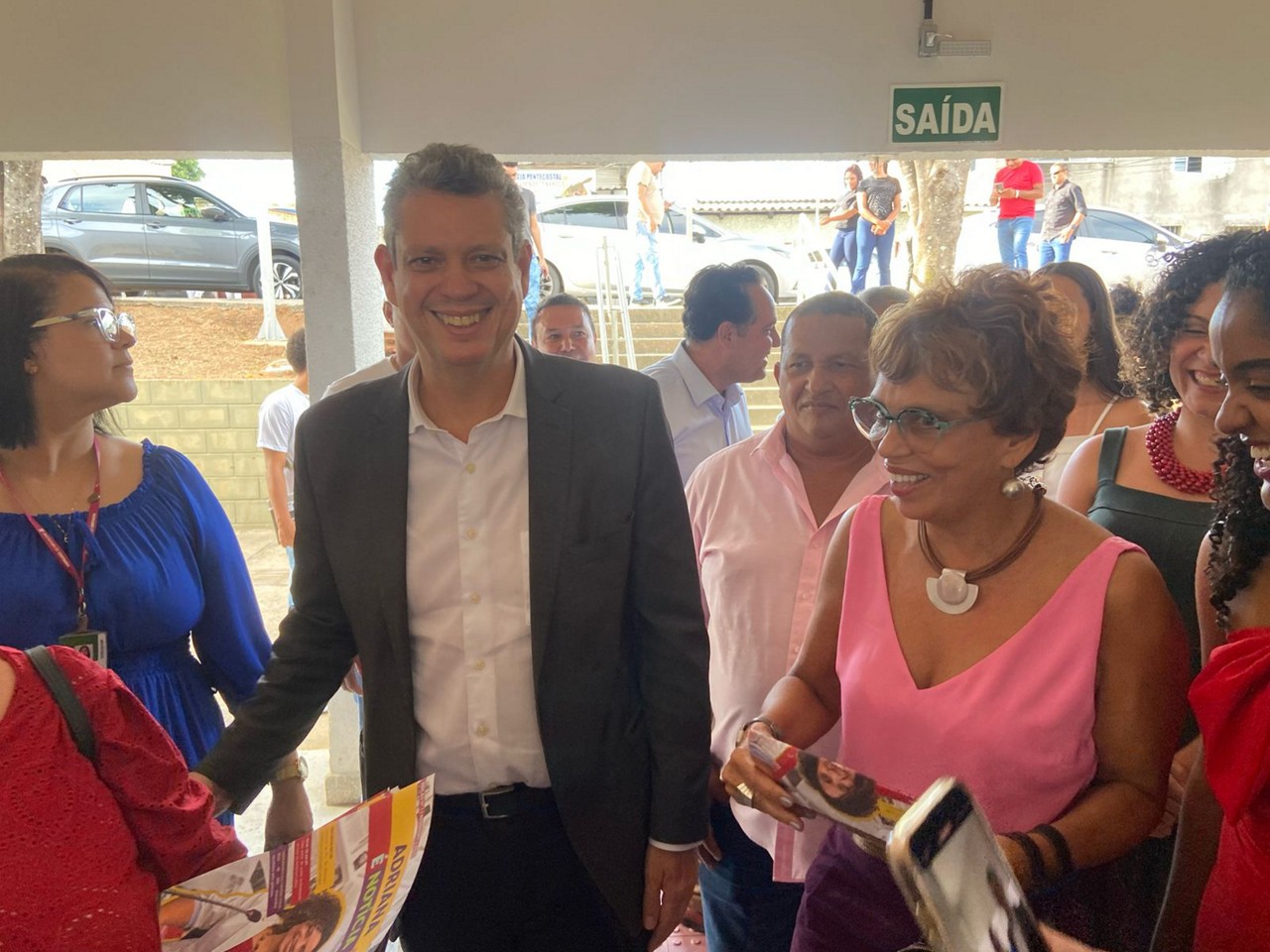 Ministro Márcio Macêdo esteve em Contagem, onde assinou convênio para implantação do polo do Programa Estação Juventude Federal, no bairro Nova Contagem