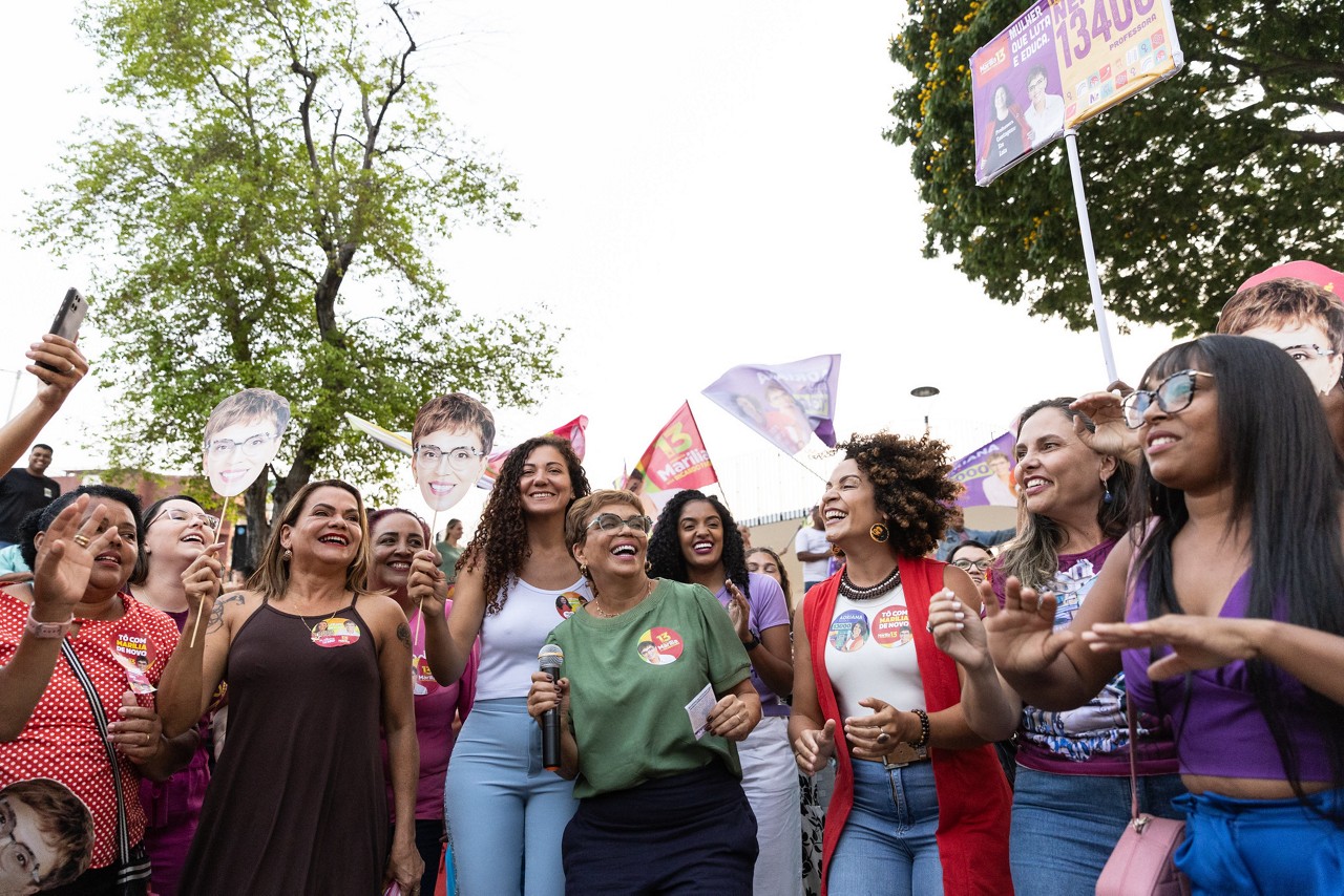 Candidata à reeleição, a prefeita Marília Campos (PT) se reuniu com mulheres que disputam uma vaga no Legislativo de Contagem
