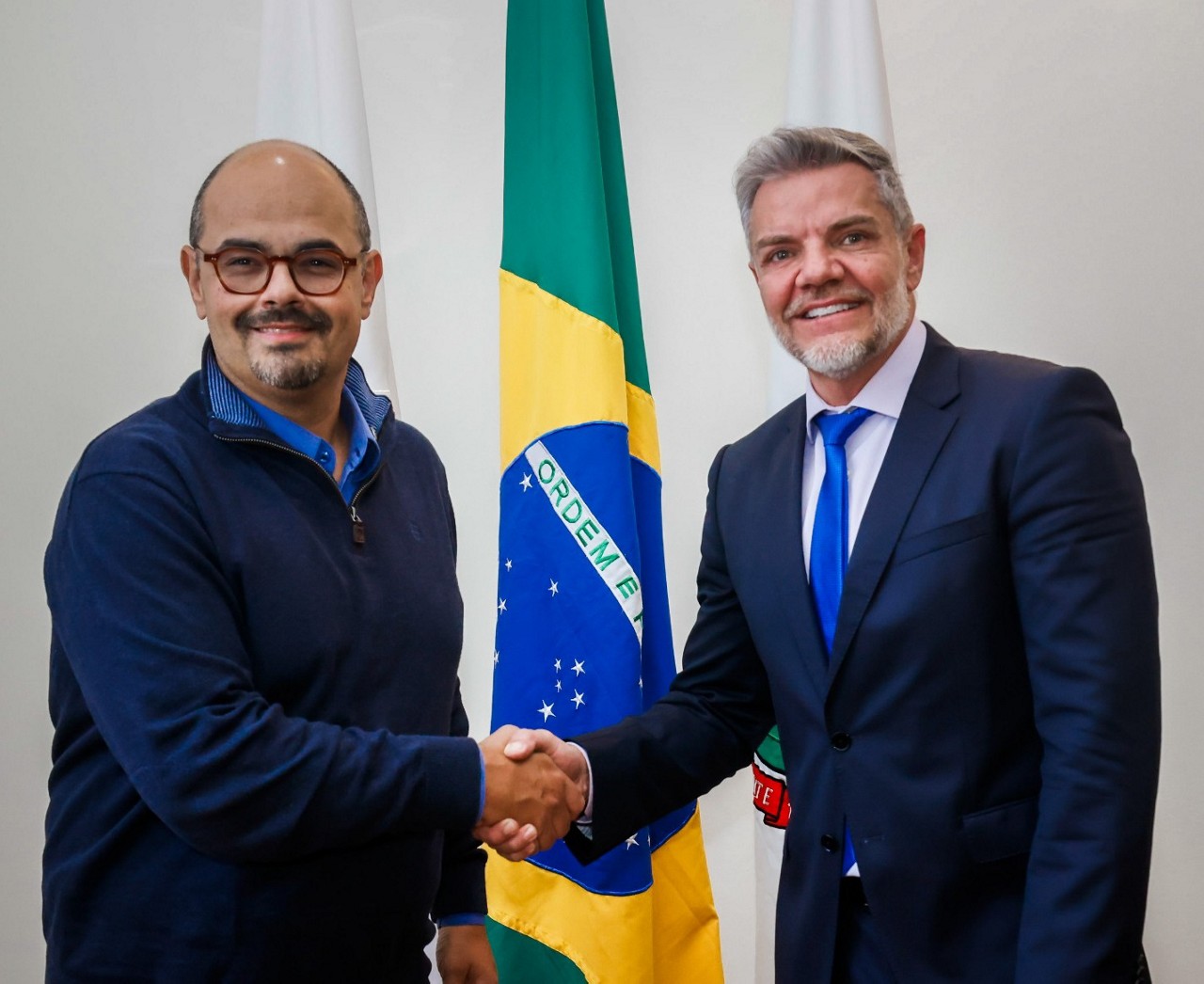 Vice-governador Mateus Simões (Novo) se encontra com o prefeito interino de Belo Horizonte, Juliano Lopes (Podemos)