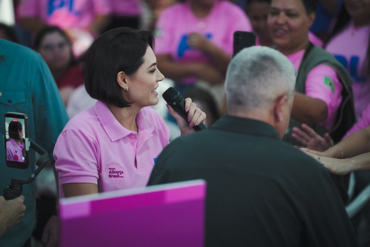 Michelle já havia se encontrado com o decano do STF, Gilmar Mendes, na última quarta-feira (14/1)