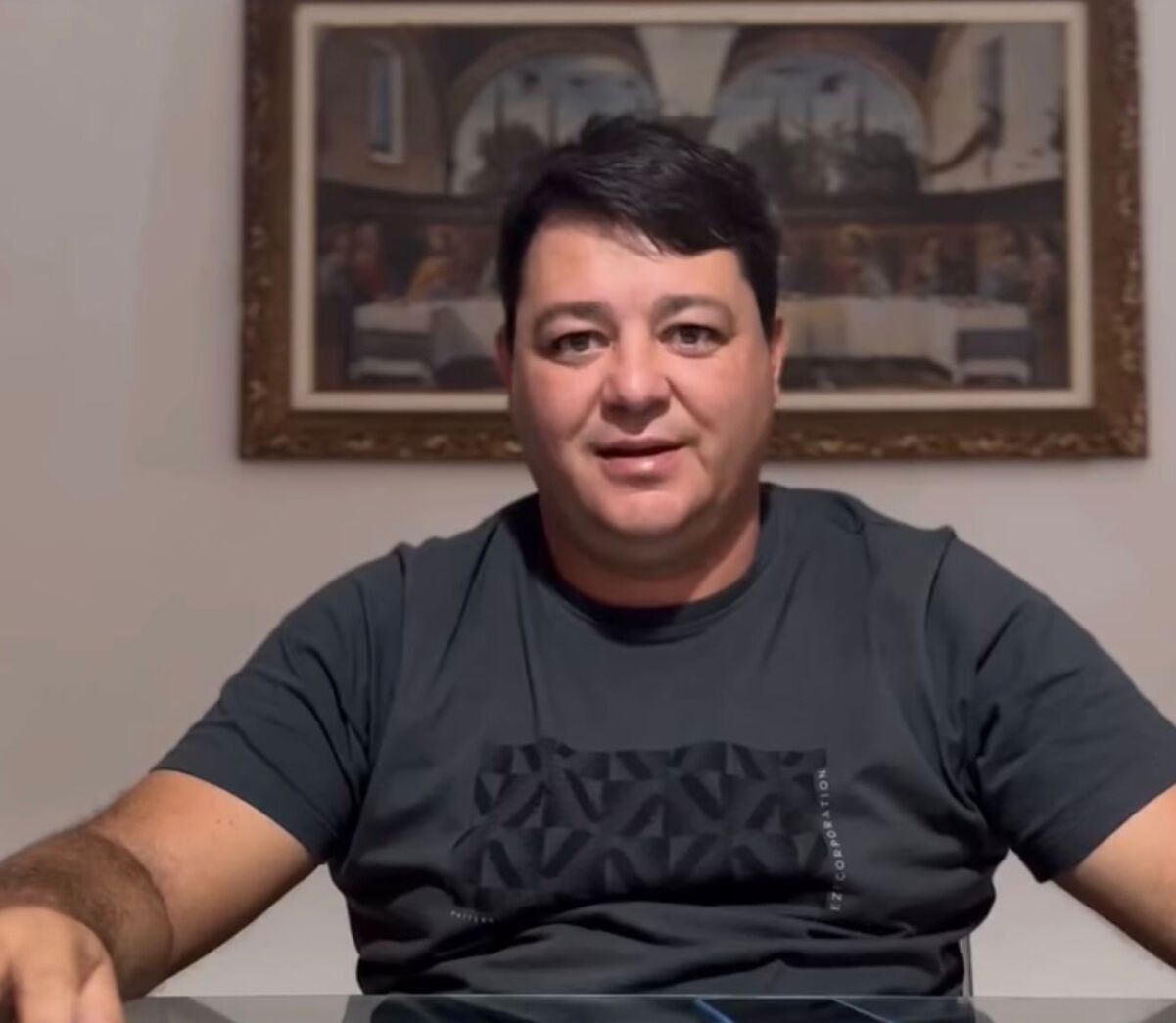 José Alves de Carvalho Neto, do Partido Progressistas, usa o nome "Netinho" nas urnas
