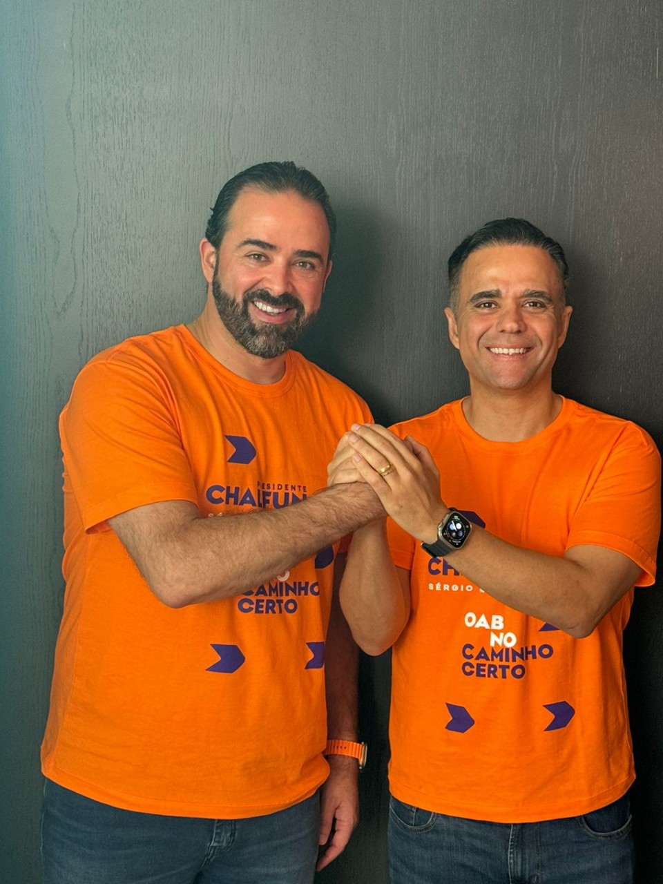 O atual presidente da OAB-MG, Sérgio Leonardo, e o próximo ocupante do cargo, neste domingo, Gustavo Chalfun