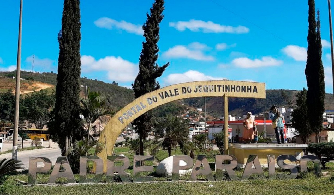 Após assinatura de contrato administrativo com Prefeitura de Padre Paraíso, empresa vencedora teria formulado pedido de reequilíbrio econômico-financeiro do documento