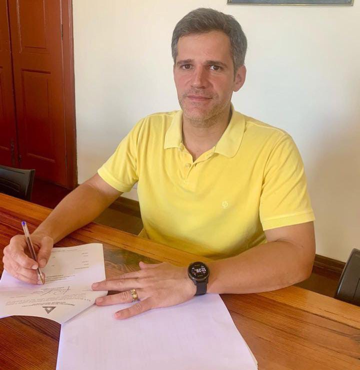 Prefeito de Cataguases, José Henriques teria se omitido após pedidos de informação do MPMG