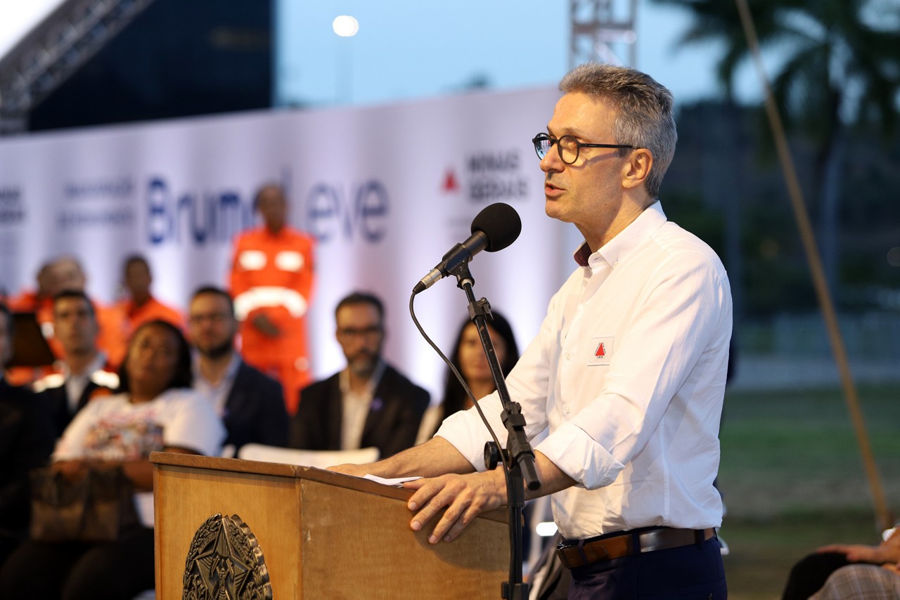 A dois anos das eleições, o governador Romeu Zema (Novo) disse nesta sexta (25 de outubro) que o vice-governador Mateus Simões (Novo) é o seu nome para o Palácio Tiradentes