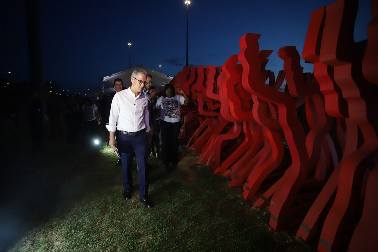 Governador Romeu Zema (Novo) inaugurou obra de arte em homenagem às 272 vítimas do rompimento da barragem em Brumadinho