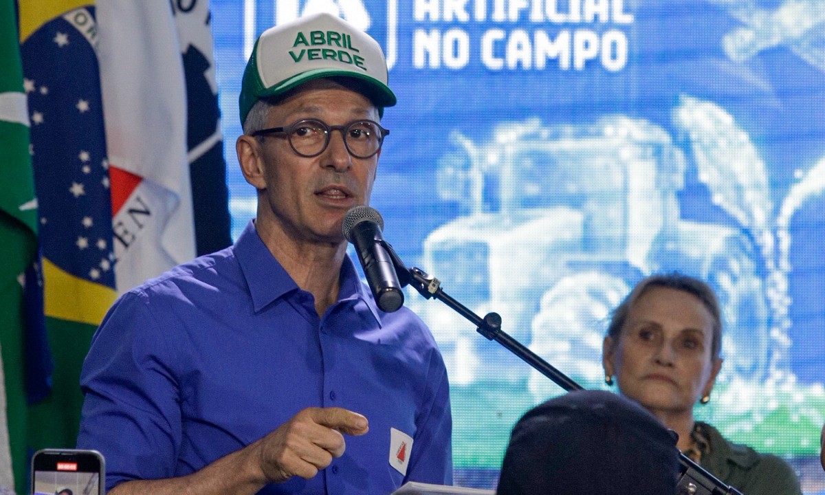 Zema reforça acenos ao agronegócio e usa redes para nacionalizar imagem de olho em 2026