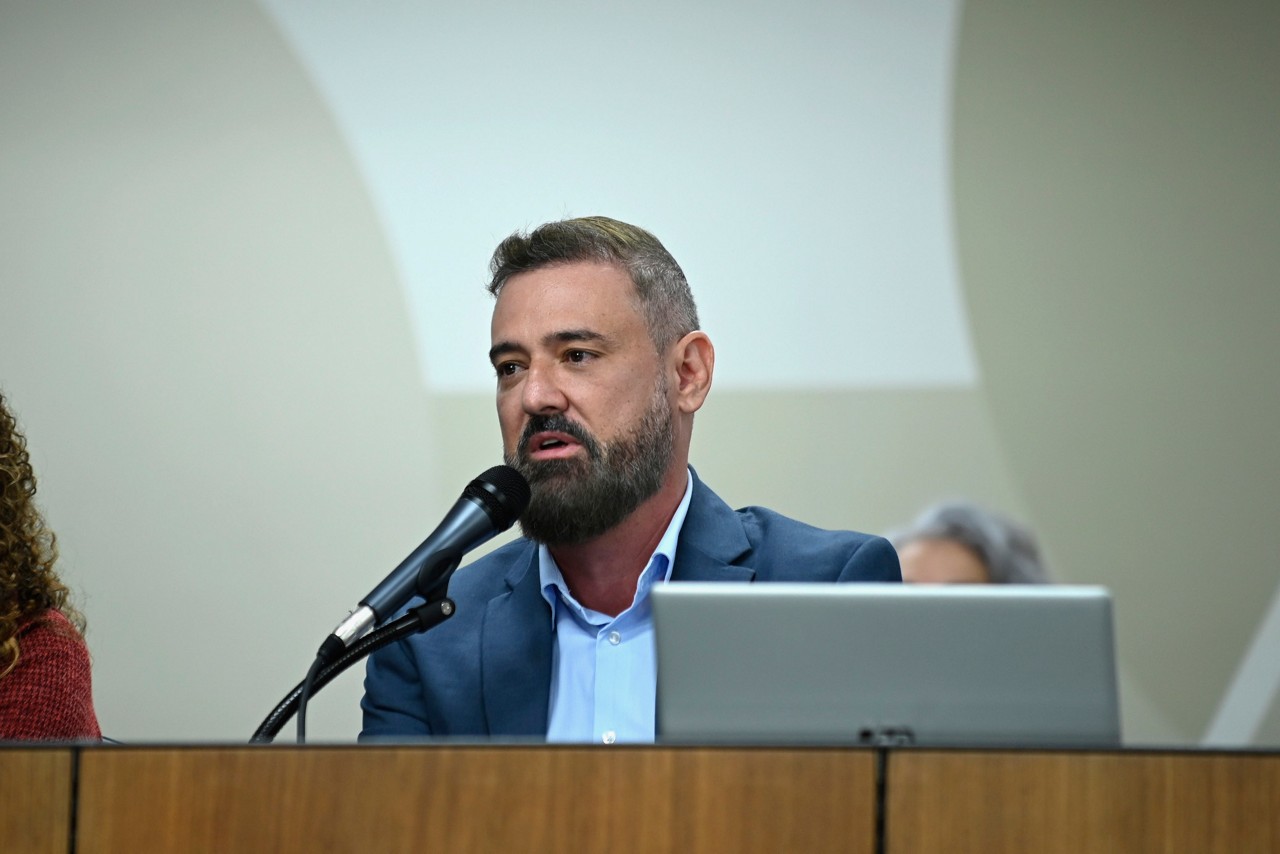 O secretário de Cultura e Turismo, Leônidas de Oliveira, afirmou que está à disposição da Comissão de Cultura da ALMG