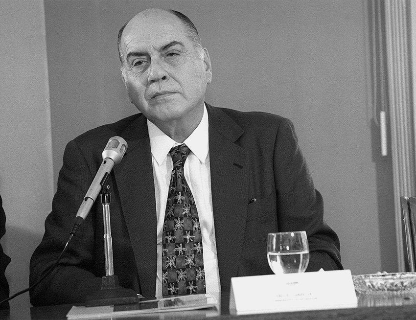 Hélio Garcia morreu aos 85 anos nesta segunda-feira