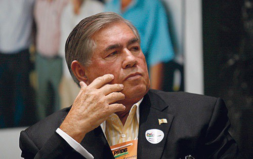 O ex-governador de Minas Gerais Newton Cardoso, que faleceu em fevereiro de 2025