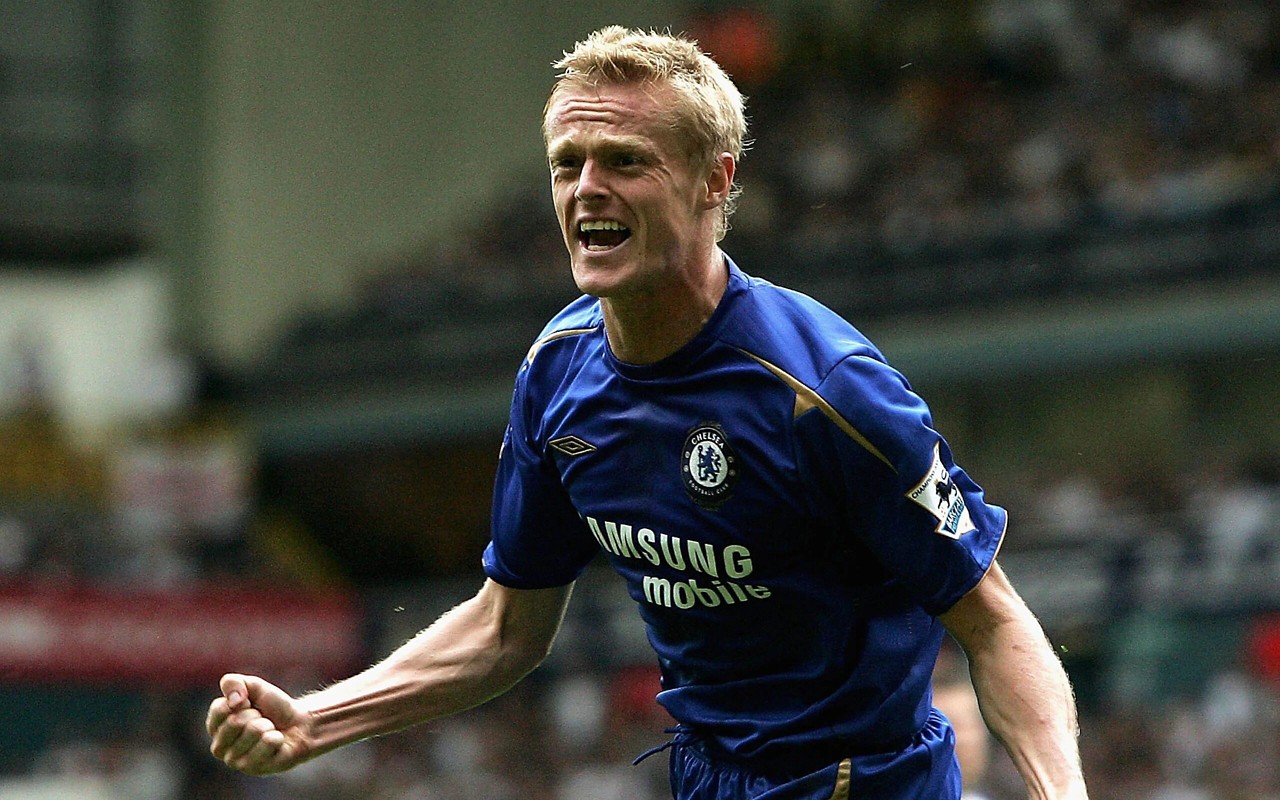 Damien Duff em ação pelo Chelsea, clube onde conquistou dois títulos da Premier League. (Foto: Chelsea)