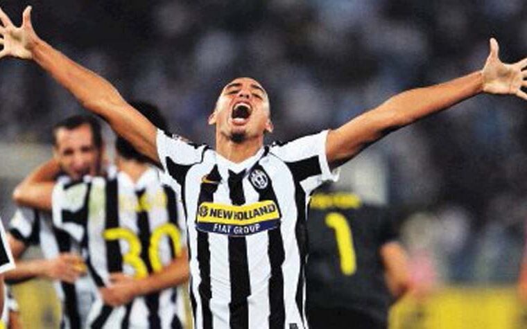 Artilheiro da França e ídolo da Juventus, Trezeguet brilhou na Europa e terminou a carreira na Argentina e na Índia. Saiba por onde anda o "Rei David". (Foto: AFP)