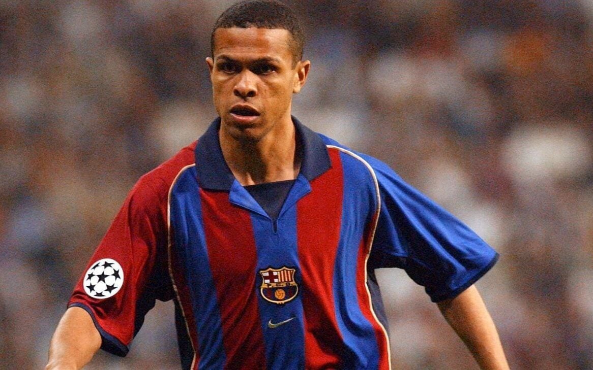 Geovanni, com a camisa do Barcelona, atuando em partida da La Liga. (Foto: Barcelona)