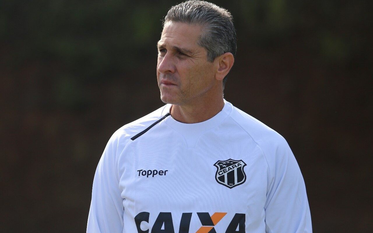Saiba o que o ex-lateral-direito Jorginho – ídolo do Vasco, tetracampeão mundial em 1994 – está fazendo atualmente, entre funções no futebol e outras atividades. (Foto: Israel Barbosa/cearasc.com)