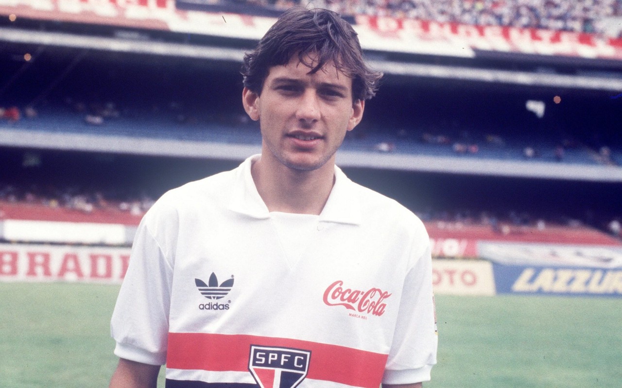 Leonardo em ação pelo São Paulo, onde conquistou o carinho da torcida. (Foto: São Paulo)