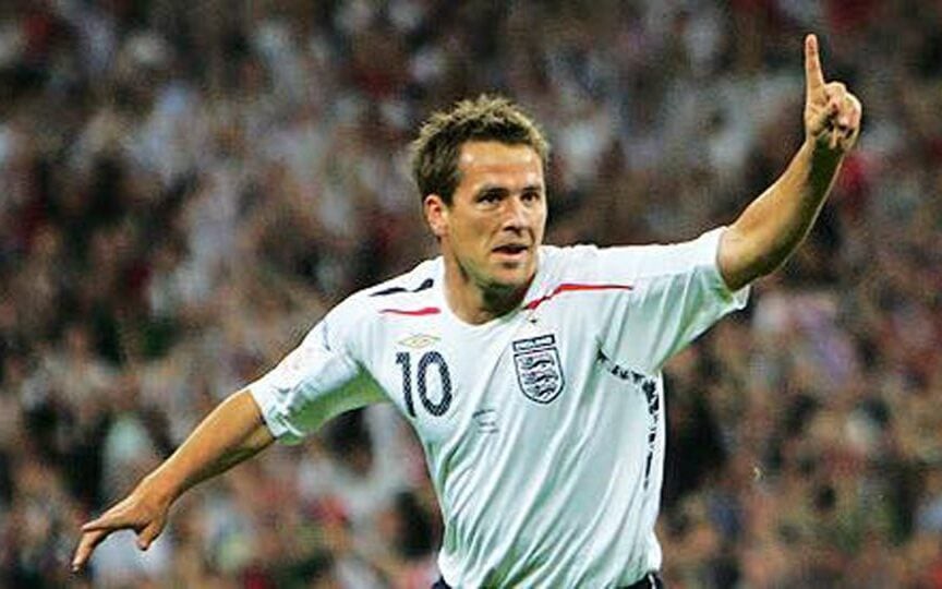 Michael Owen foi um dos grandes jogadores da seleção da Inglaterra. (Foto: Reprodução/Facebook)