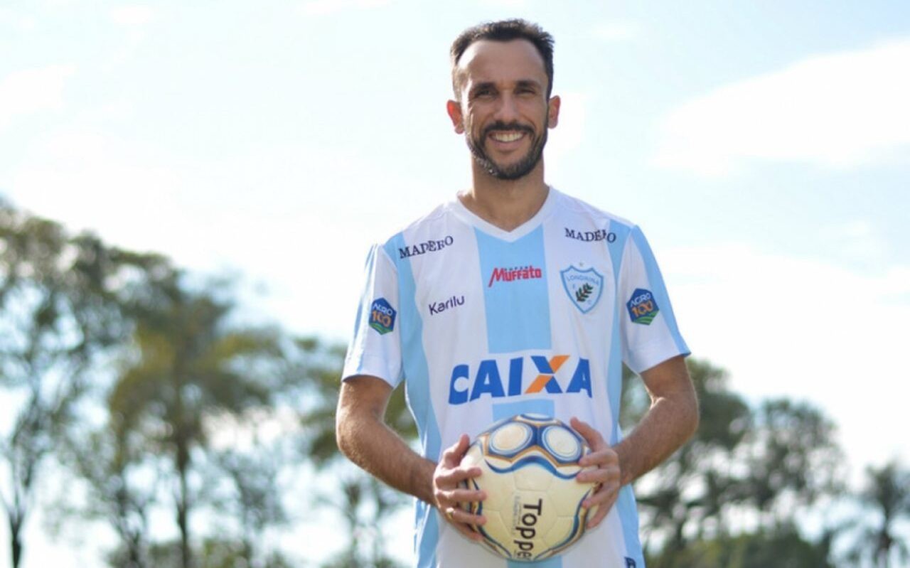 Thiago Ribeiro em agem pelo Londrina (Foto: Gustavo Oliveira/Londrina)