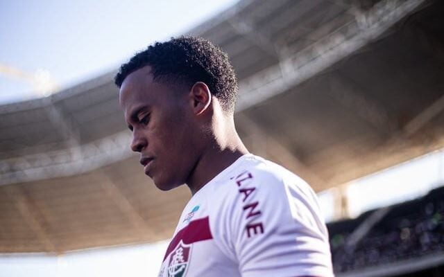 Jhon Arias antes de jogo pelo Fluminense (Foto: Marcelo Gonçalves / Fluminense)