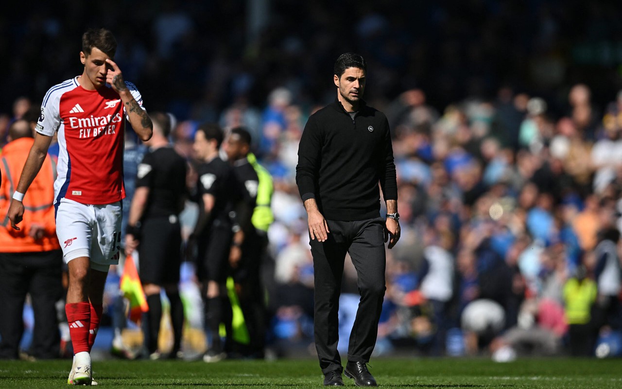 Arteta, treinador do Arsenal, após o empate contra o Everton (Foto: Andy Buchanan/AFP)