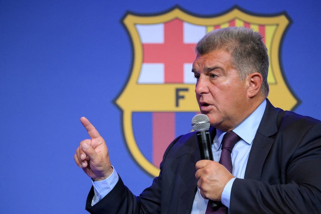 Presidente do Barcelona, Joan Laporta faz discurso em evento oficial (Foto: LluisGene/AFP)
