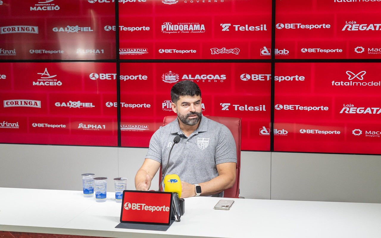 Presidente do CRB, Ari Barros (Foto: Divulgação / CRB)
