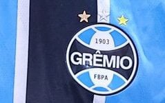 Grêmio na sua estreia oficial em campo, em 6 de março de 1904, diante do Fuss-Ball Club Porto Alegre. (Foto: Lucas Uebel/Grêmio FBPA)