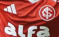 Equipe do Internacional em seu primeiro jogo oficial, em 18 de julho de 1909, ocasião que deu os primeiros passos na história colorada. (Foto: Ricardo Duarte/SC Internacional)