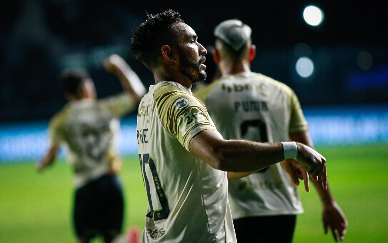 Contrato de Payet com Vasco vai até o final de julho (Foto: Matheus Lima/Vasco)