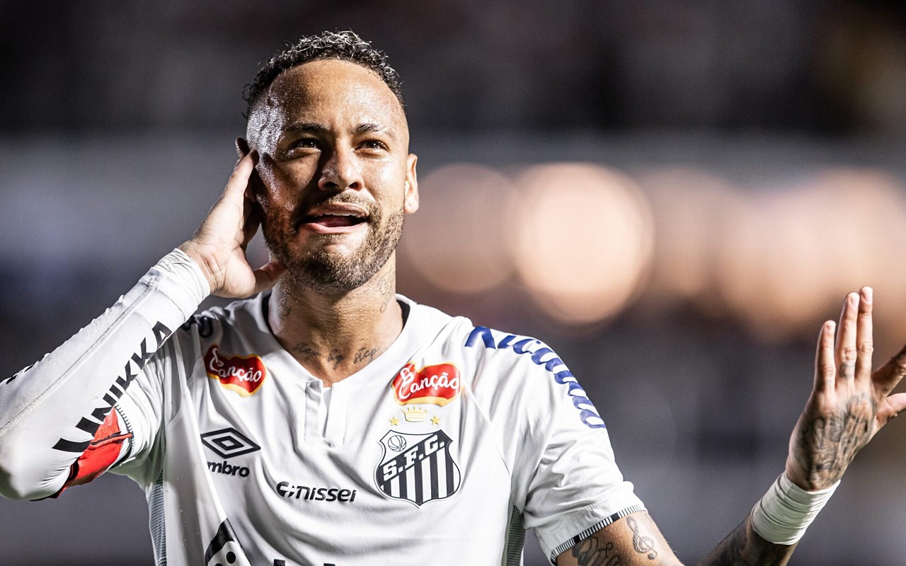 Neymar fatura valor milionário com cada patrocínio (Foto: Raul Baretta/Santos)