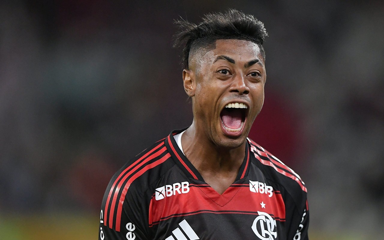 Bruno Henrique, do Flamengo, vive polêmica fora de campo (Foto: Thiago Ribeiro/AGIF)