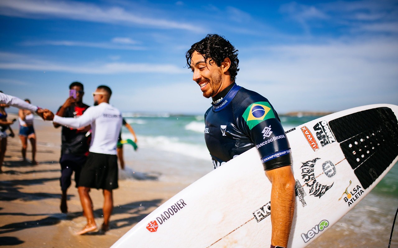 Yago Dora venceu etapa de Portugal da WSL (Foto: Thiago Diz/World Surf League)