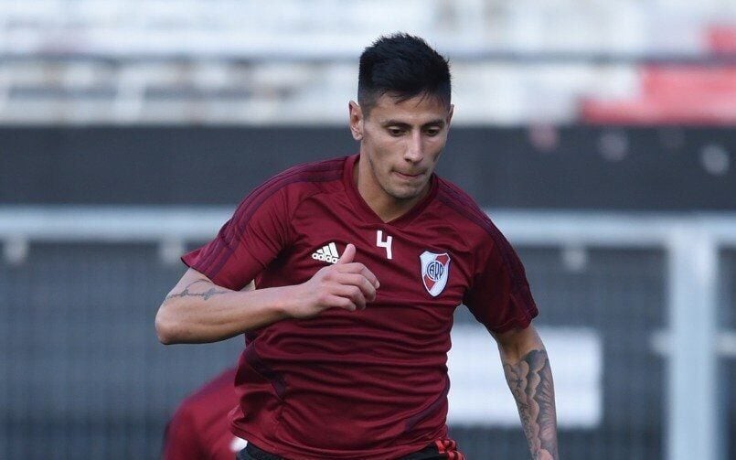 Lateral argentino Fabrizio Angileri fez carreira de sucesso no River Plate. (Foto: Reprodução/X/@RiverPlate)