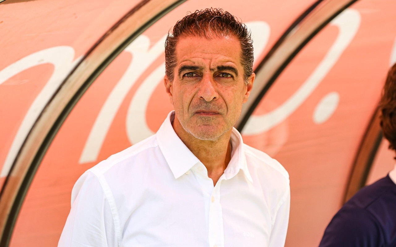 Ex-técnico do Bahia, Renato Paiva é o novo comandante do Botafogo (Foto: Gilson Lobo/AGIF)