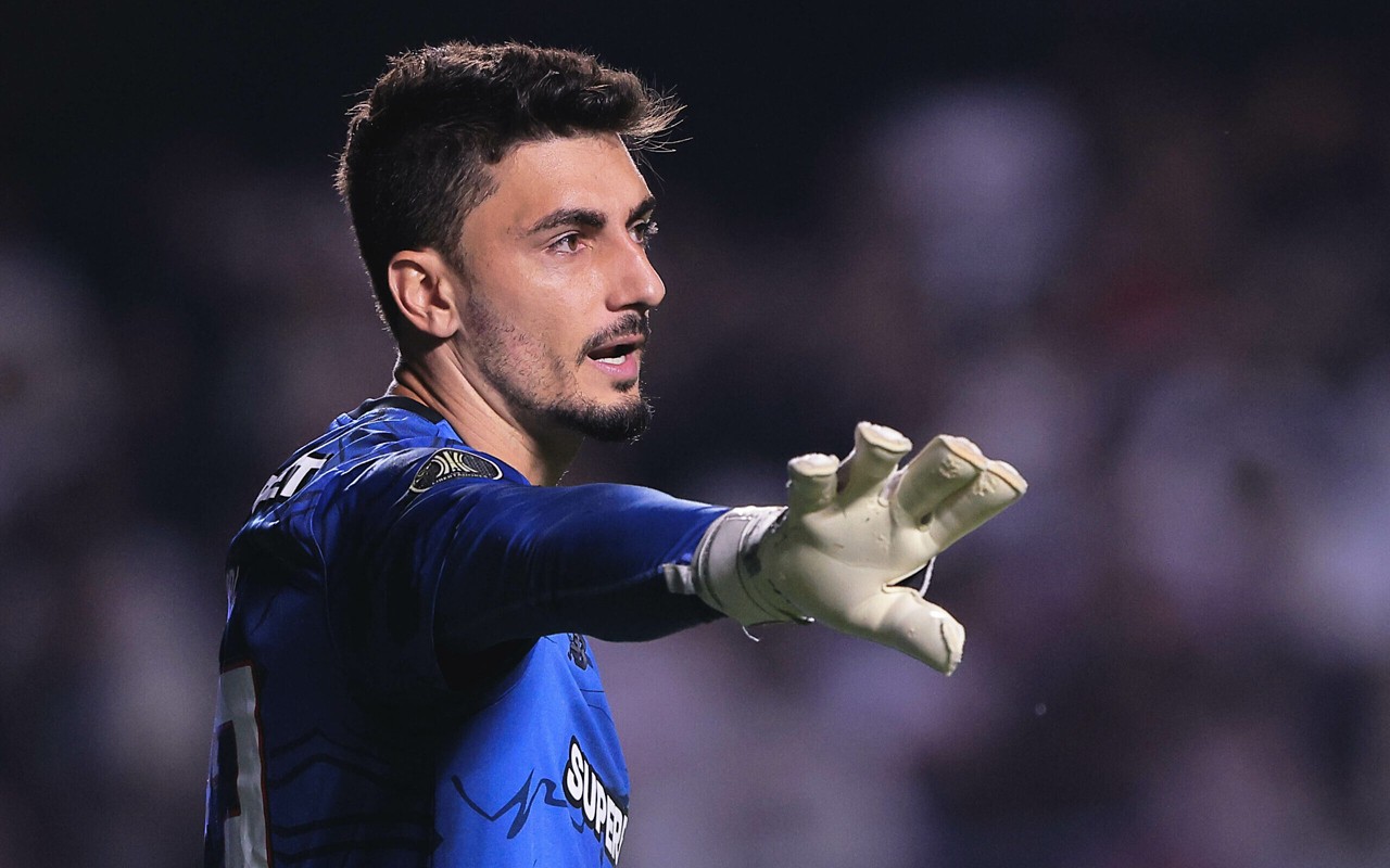 SP - SAO PAULO - 16/05/2024 - COPA LIBERTADORES 2024, SAO PAULO X BARCELONA DE GUAYAQUIL - Rafael goleiro do Sao Paulo durante partida contra o Barcelona de Guayaquil no estadio Morumbi pelo campeonato Copa Libertadores 2024. Foto: Ettore Chiereguini/AGIF