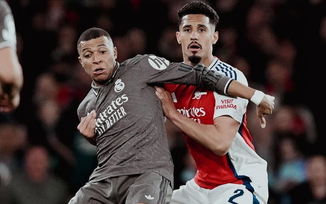 Saliba e Mbappé em campo por Arsenal x Real Madrid (Foto: Reprodução/Instagram)