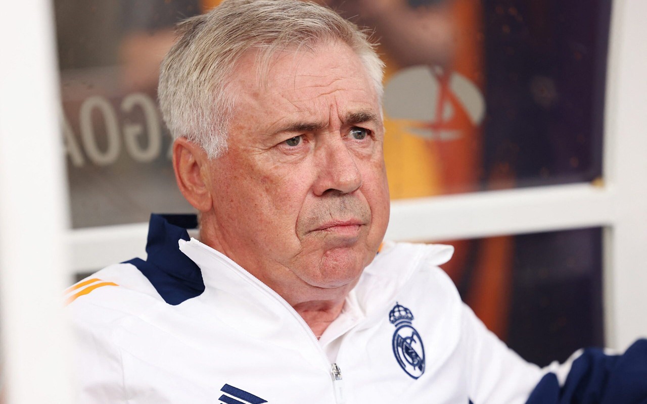 Carlo Ancelotti, técnico do Real Madrid (Foto: Charly TRIBALLEAU / AFP)