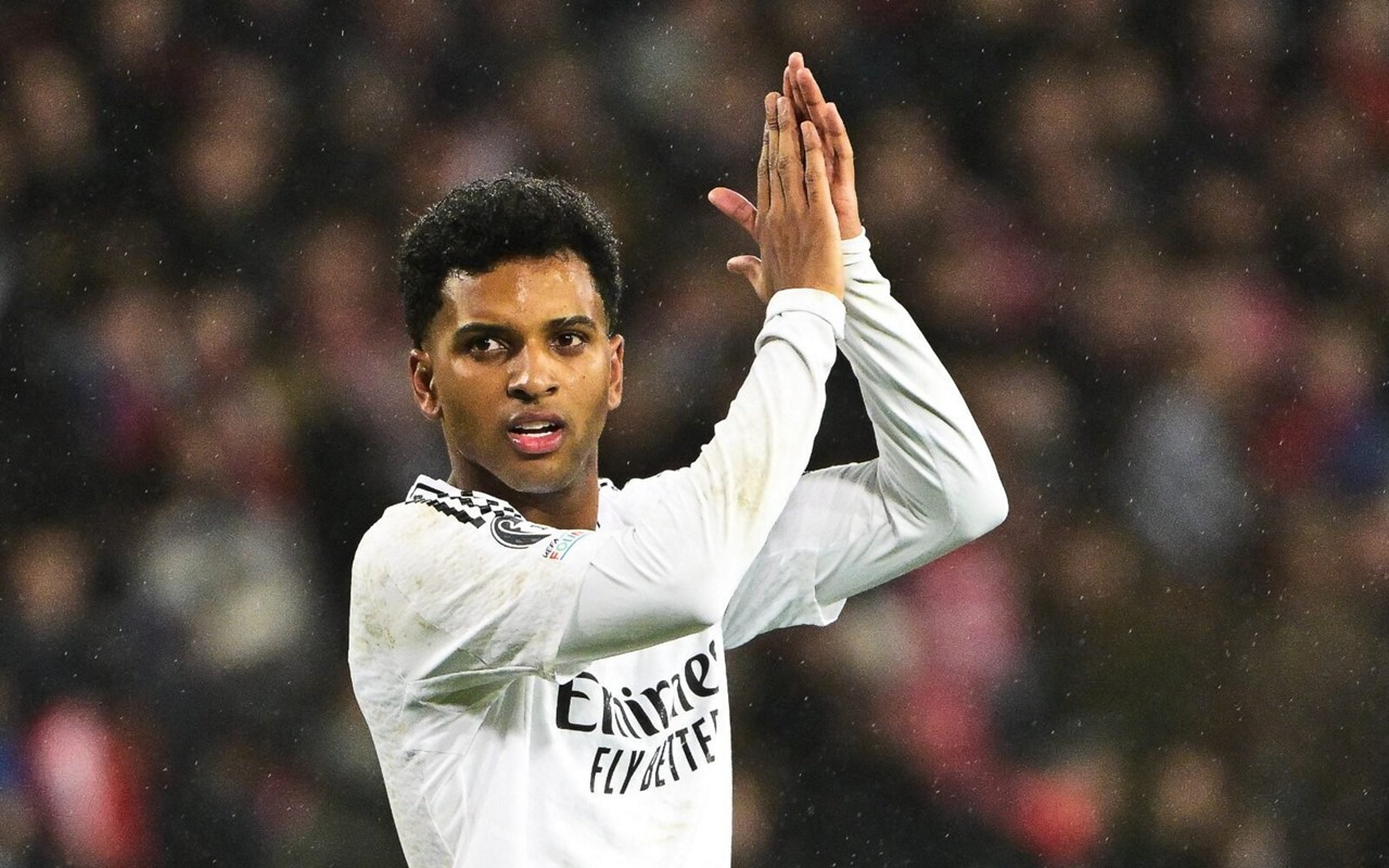 Atacante Rodrygo marcou duas vezes na vitória do Real Madrid sobre o Brest por 3 a 0 (Foto: Damien Meyer/AFP)