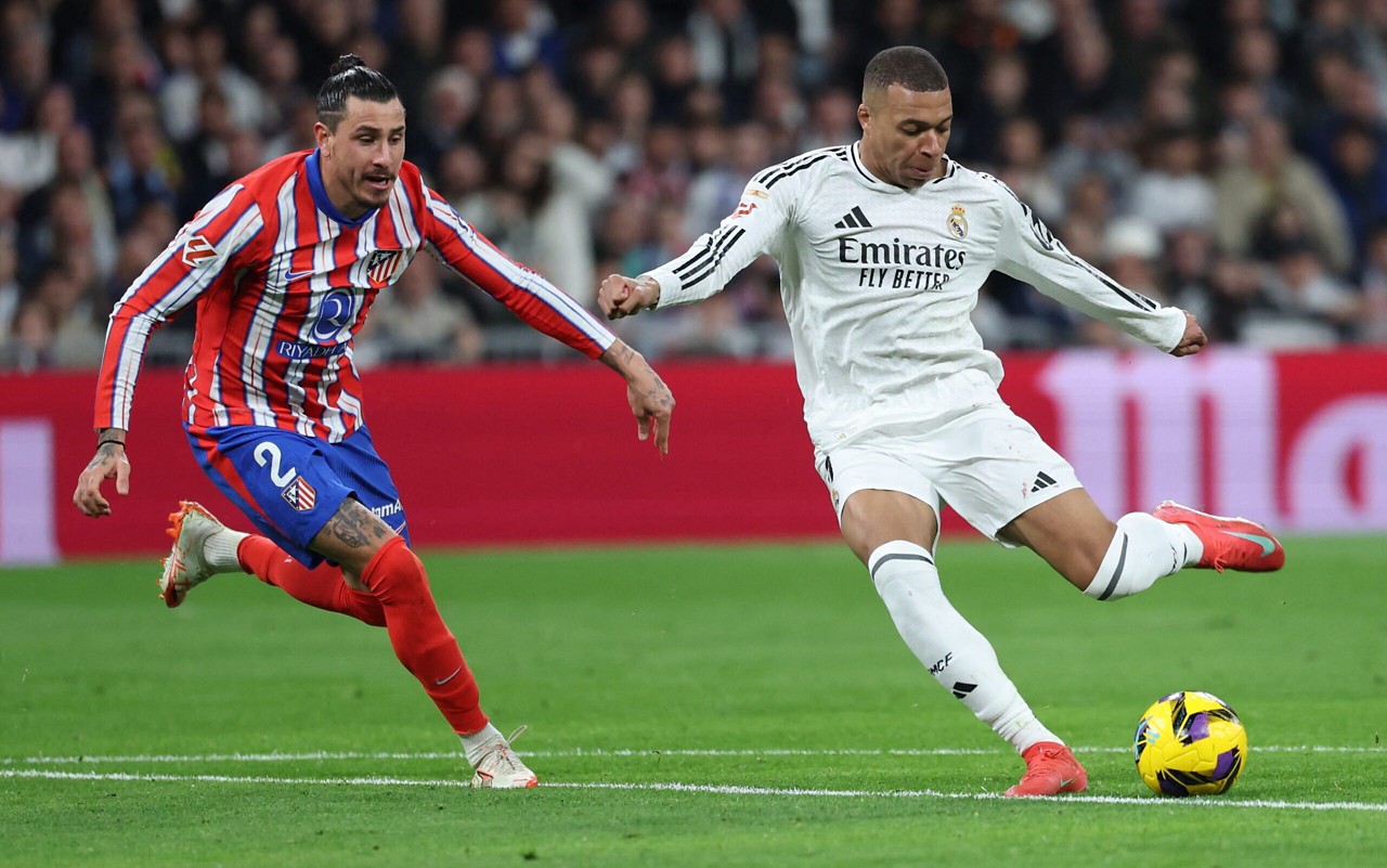 Mbappé em ação pelo Real Madrid (Foto: Thomas COEX / AFP)