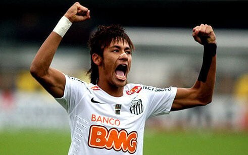 Neymar fez sucesso com a camisa do Santos (Foto: Tom Dib)