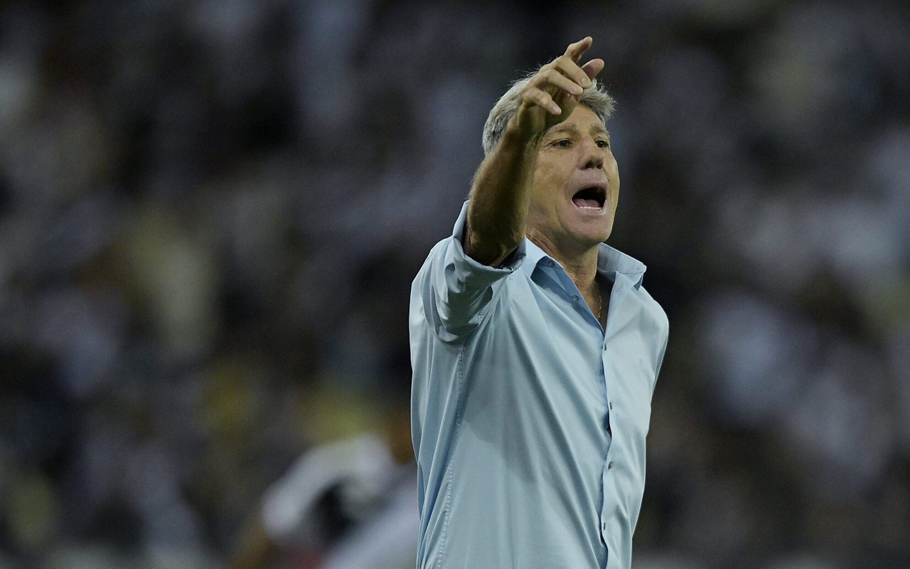 Renato Gaúcho durante Fluminense x Vasco no Maracanã (Foto: Alexandre Loureiro/AGIF)