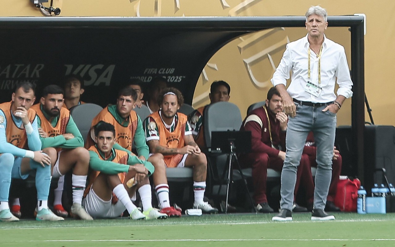 Renato Gaúcho falou sobre o empate entre Fluminense e Borussia (Foto: Lucas Merçon/ FFC)