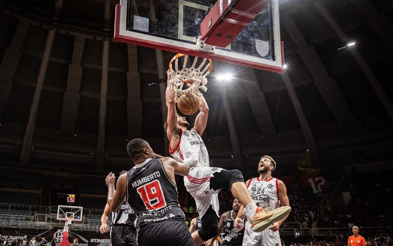 Partida do NBB (Foto: Hermes de Paula / CRF)